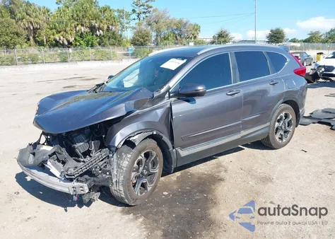2017 Honda Cr-V Touring z USA, uszkodzony, nr VIN 2HKRW1H95HH505688